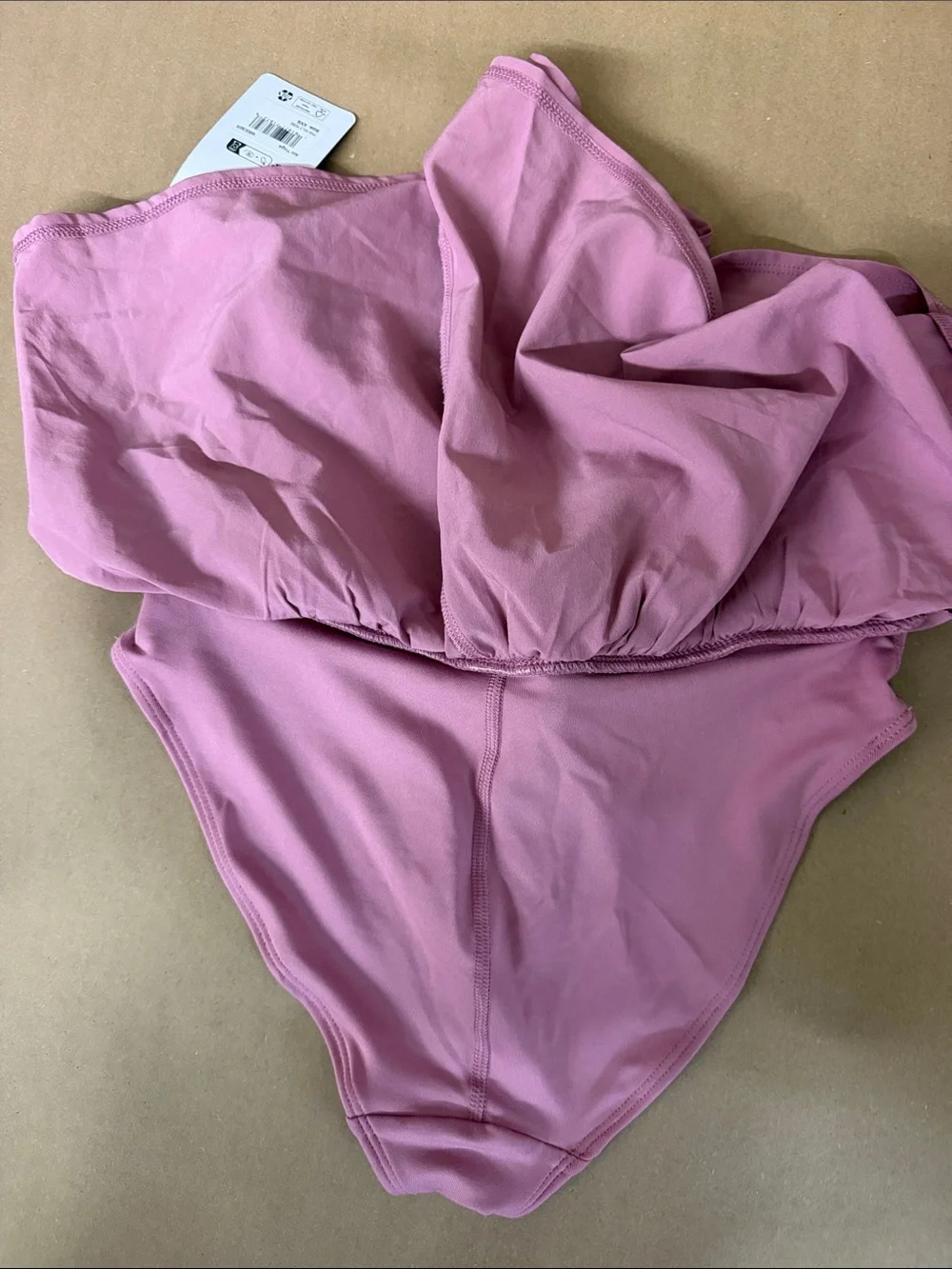Alo Yoga V-Cute Running Short | Limited: Pink Wild Rose